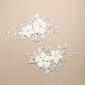 Mariell Luxurious Embroidered Ivory Bridal Lace Applique with Dimensional Flowers
4403LA-I
