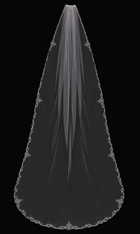En Vogue Bridal Style V1794C - English tulle veil with embroidered lace edge - 108 Inches
