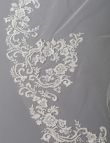 Bel Aire Bridal Veils V7034CX - Cathedral - 22 Rolled Edge w/Alecon Lace  up the sides - 108 inches Long