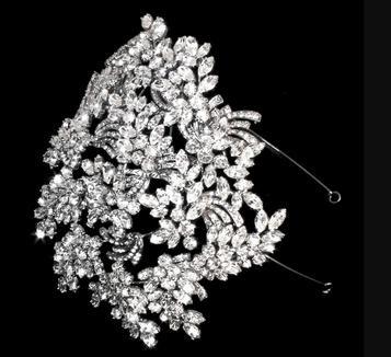 Noelle & Ava - Vintage Leaves Side Accented Crystal Bridal Faceframer Headband