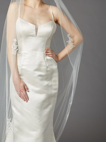 Mariell Stunning Ivory Waltz Length Cut Edge Bridal Veil with Floral Lace  Appliques 4680V-I-60 - 60 Inches Long