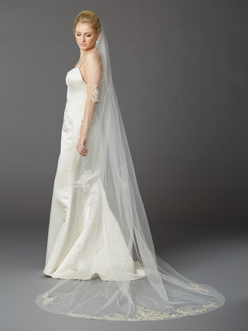 Mariell Knee Length Exquisite Beaded Ivory Wedding Veil with