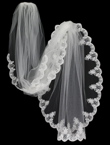 Bella Mera Studio - Finley Cathedral Beaded Lace Veil - Scallop Edge (108"L) Bella Mera Studio - Finley Cathedral Beaded Lace Veil - Scallop Edge (108"L)