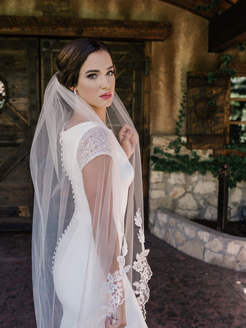 Mariell Stunning Ivory Waltz Length Cut Edge Bridal Veil with Floral Lace  Appliques 4680V-I-60 - 60 Inches Long