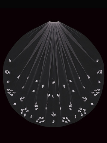 En Vogue Bridal Style V2193SF - English Tulle Fingertip Veil - Single Tier