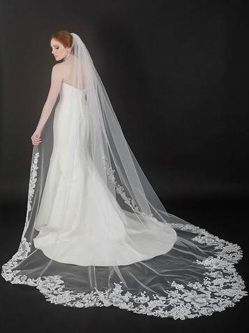 Stylish Bel Aire Wedding Veils V7210 - Two Tier Waltz w/ Chantilly Lace Edge