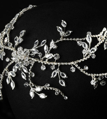 Erica Koesler A-5678 - A 10" headpiece of rhinestone chain