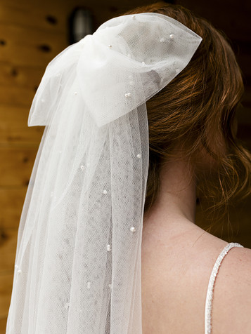 Waltz / Chapel / Cathedral wedding veil, bridal veil, wedding veil ivo –  ALEX BRIDAL