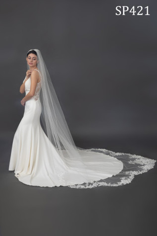 Vintage-Inspired Short Wedding Veil with 1/4 Satin Edge, Off-White / 22 Inches / 108 Inches