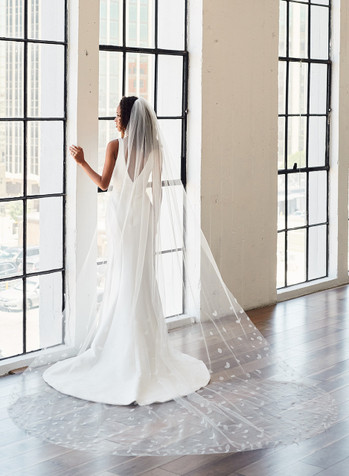 ELIZABETH  English Silk Tulle Wedding Veil – Noon on the Moon