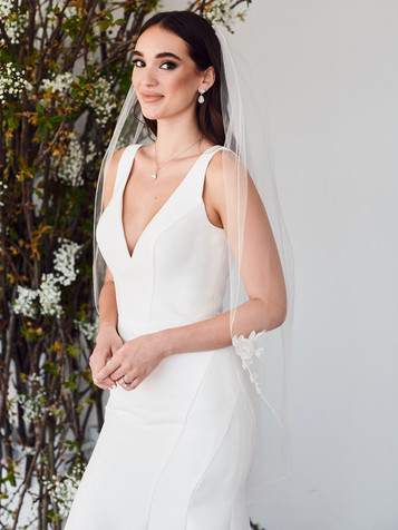 En Vogue Bridal Royal Cathedral Bridal Veil Style V2396RC- English