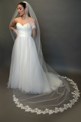  Elena Designs Bridal Veil E1353 Frosted Floral Lace Edge Veil - 108L