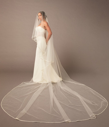En Vogue Bridal Cathedral Style V2479WRC-M - Satin Ribbon Edge, Mantilla Style With Blusher - 36" Long