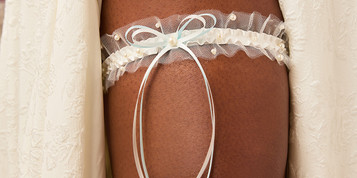 En Vogue Bridal Garter GR2641 -  Pearl Beads and Ribbon Accents