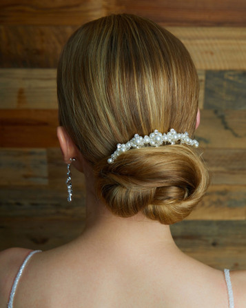 Marionat Bridal 5020 Matte pearl and rhinestone comb/back comb