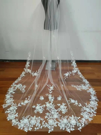 Lucky Collections™ V M 0028 3D Floral Applique Royal Cathedral Bridal Veil 126L