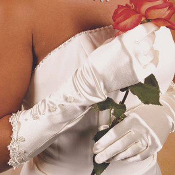 Victorian Lace Trimmed Bridal Gloves GL-9052-8E