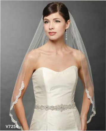 Bel Aire Bridal Veil V7501 - 1-tier fingertip veil with crystals and  champagne pearls