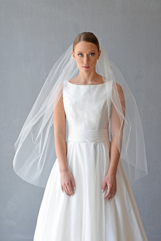 Erica Koesler Wedding Veil 862-40- Cut Edge Shimmer Tulle