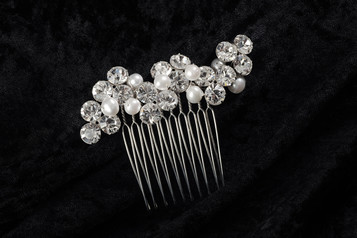 Erica Koesler Comb A-5450 - Freshwater Pearl Comb