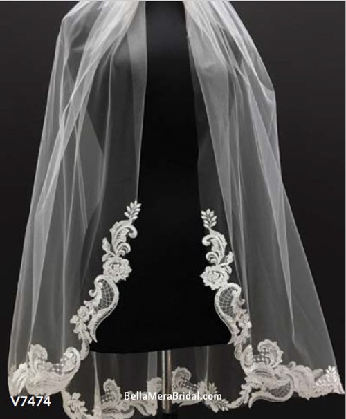 Bel Aire Bridal Veils V7357 1-tier fingertip veil with Baroque designs