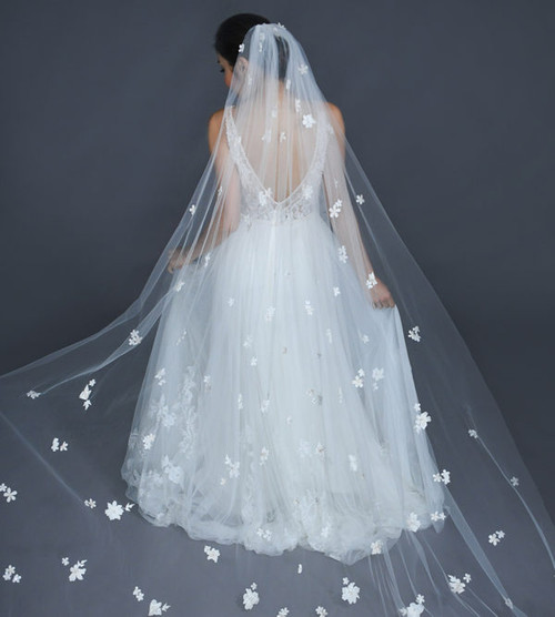 Erica Koesler Wedding Veil 946-100 - (100 display picture 2