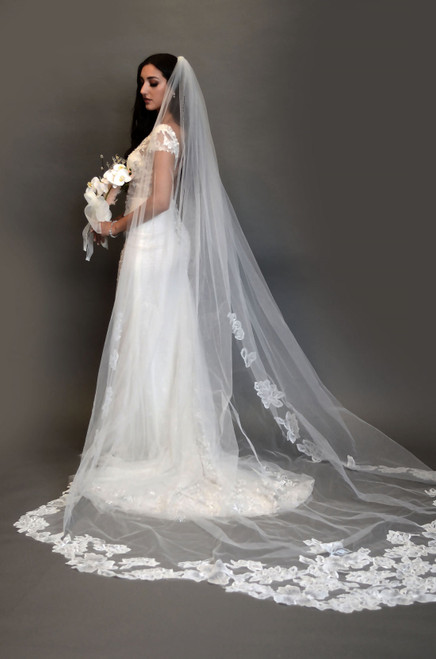 Elena Designs Bridal Veil E1367 Scalloped Rose Lace - 126L