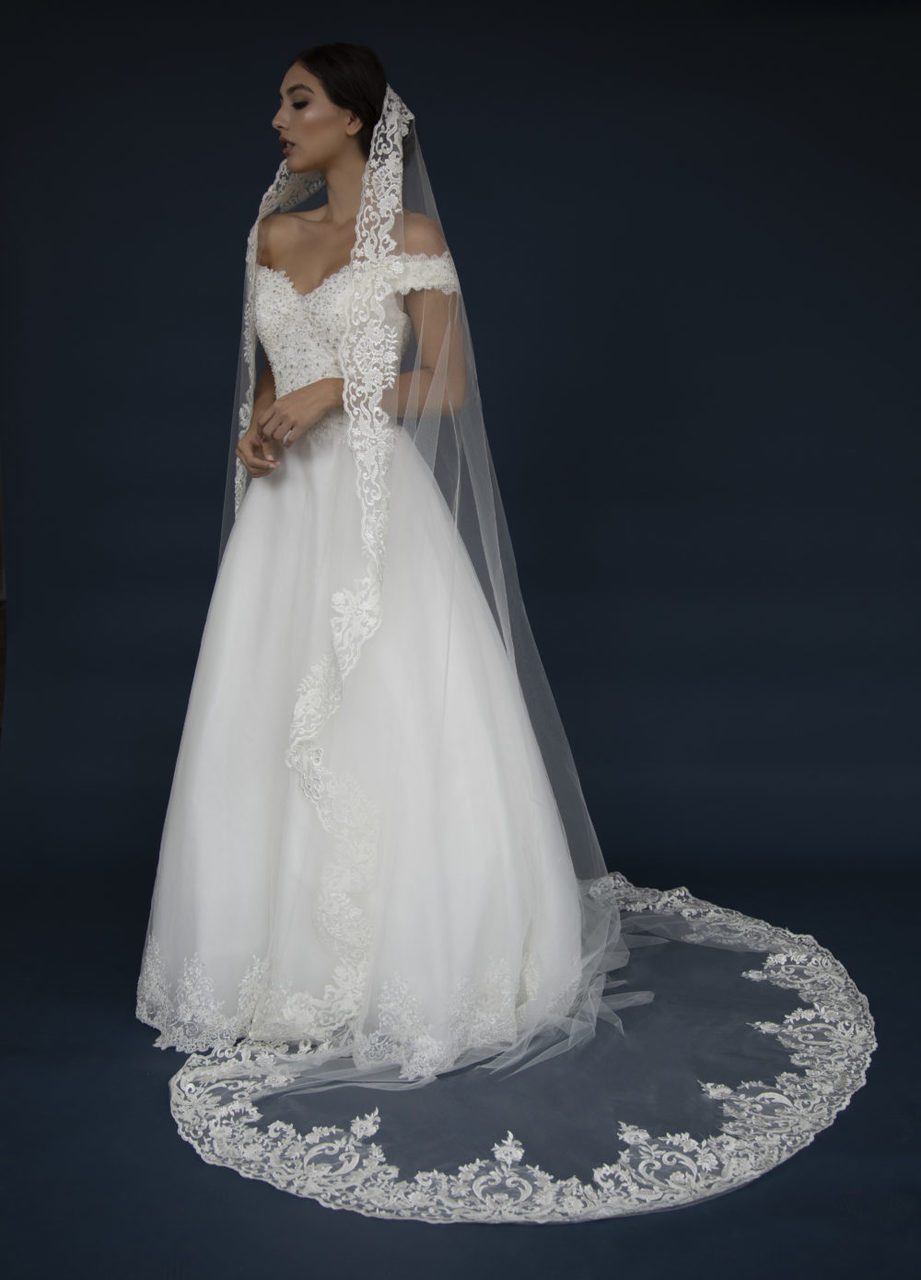 mantilla wedding veil