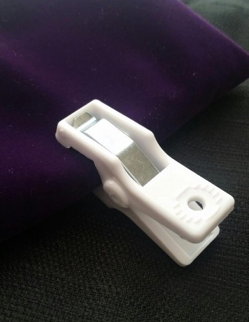 12 Count 2" Plastic White Finish Fitting Clip for Alterations or