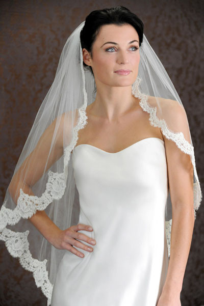 Erica Koesler Wedding Veils- Style 764-40