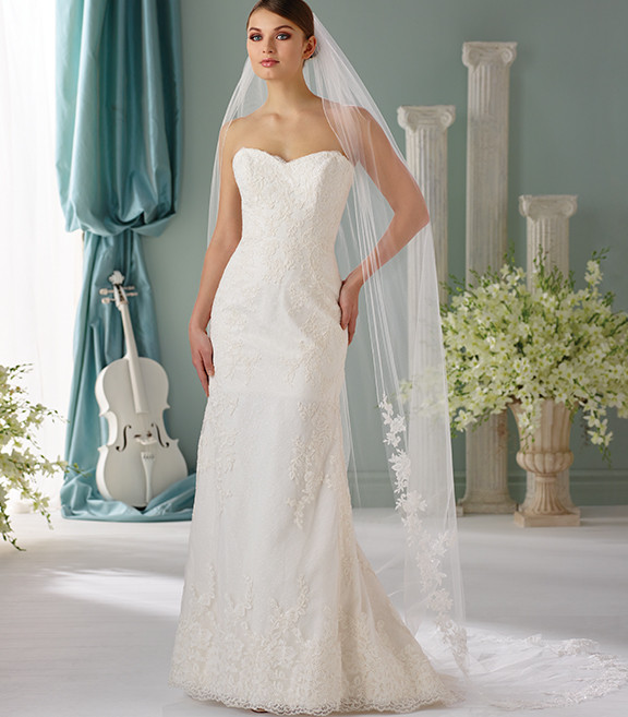 Long Edward Berger wedding veil The Edward Berger Collection (@edwardbergerbridal  main image 3