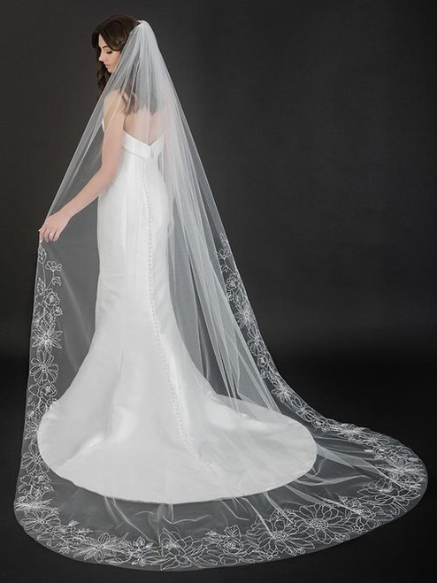 Bel Aire Bridal Veils V7607C - Hand-Embroidered Flowers  display picture 3