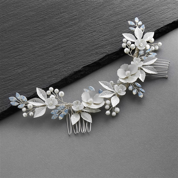 NWT Crystal Leaf Pearl Comb Erin Cole Design | Accessories | Erin Cole Design Hair  main image 2
