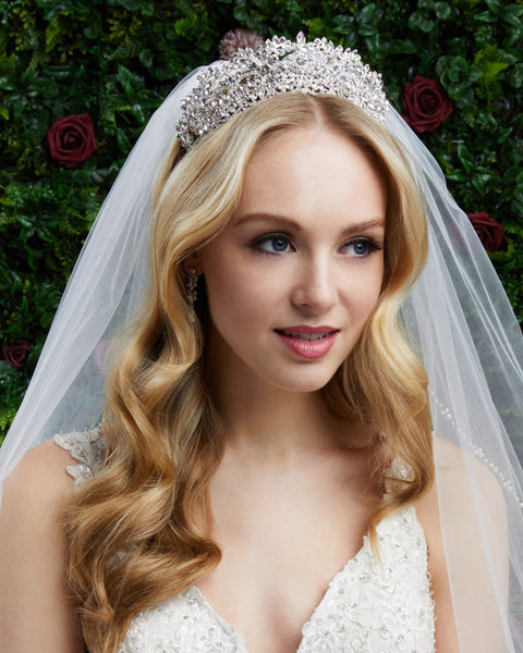 Marionat the Bridal Veil Company Tiara 9200G_1024x1024__09069.  main image 2