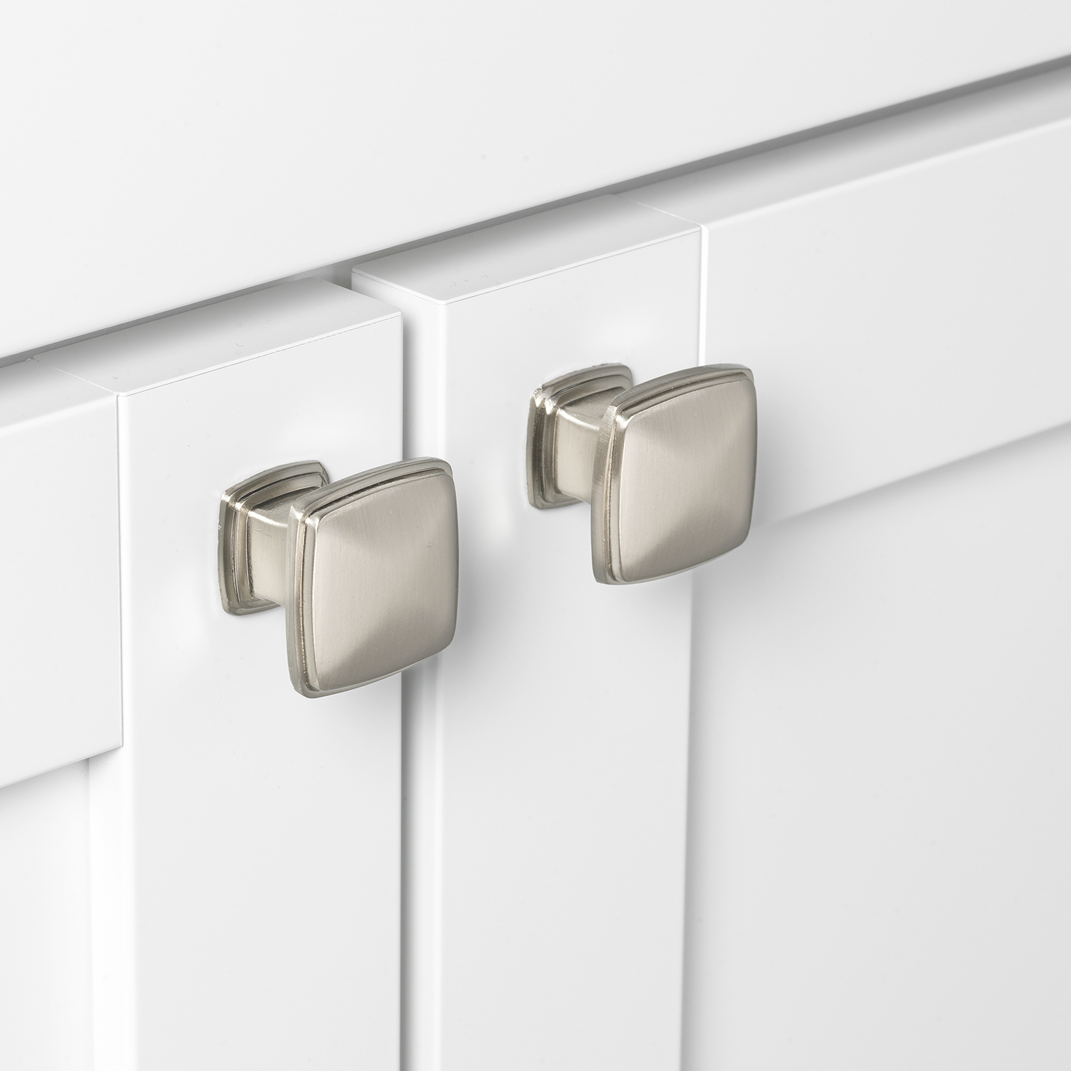 GlideRite 3-1/4 in. Classic Dresser Drawer Cabinet Backplates