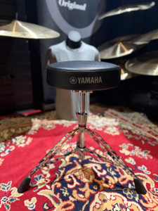Yamaha DS840 Drum Throne