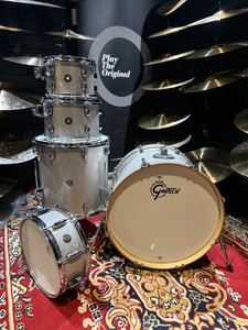 Gretsch Catalina Maple 5 Piece (22", 10", 12", 16" + 14" Snare) Drum Kit Shell Pack - Silver Sparkle