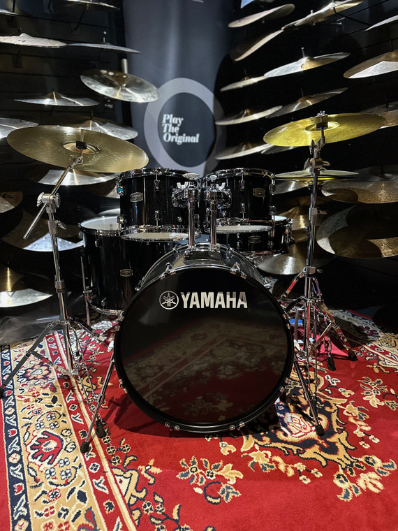 Yamaha Rydeen 5 Piece Drum Kit (22", 10", 12", 16" + 14" Snare) in Black Glitter w/Hardware, Cymbals + Throne