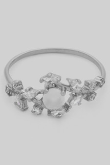 Leafy Cz Stone Ring