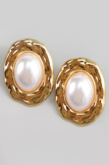 Metallic And Oval Pearl Post Earrings