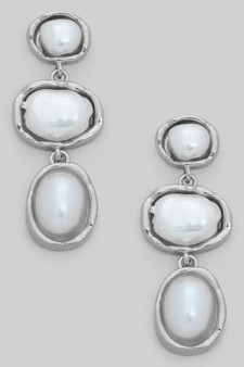Organic Oval Ac Pearl Three Drop Earrings