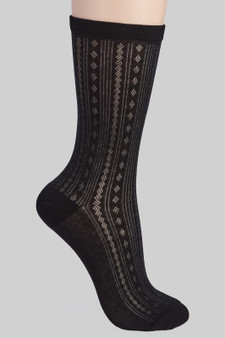 Sheer Diamond Pattern Calf Socks