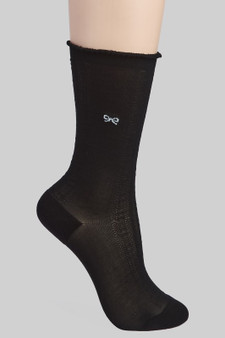 Frilly Opening Bow Emroidered Calf Socks
