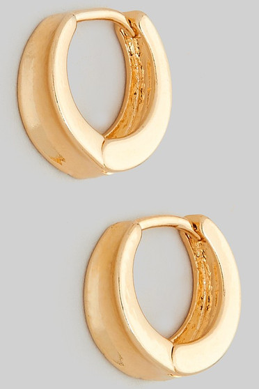 Dainty Ridged Hinge Huggies