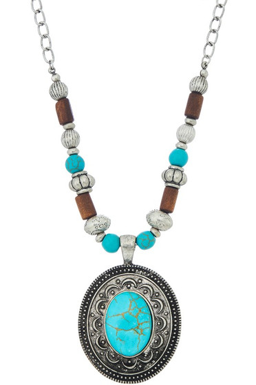 Western Theme Oval Shaped Necklace. 