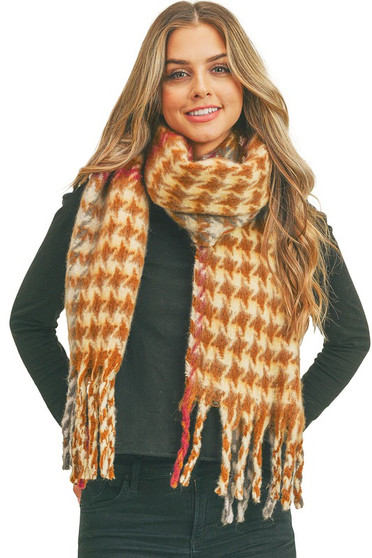 Fuzzy Pinwheel Scarf