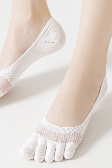 Sheer Strip No Show Toe Socks