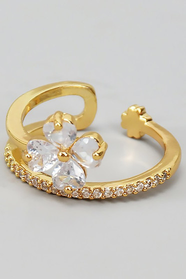 Cz Pave Twist Ring With Cz Clover