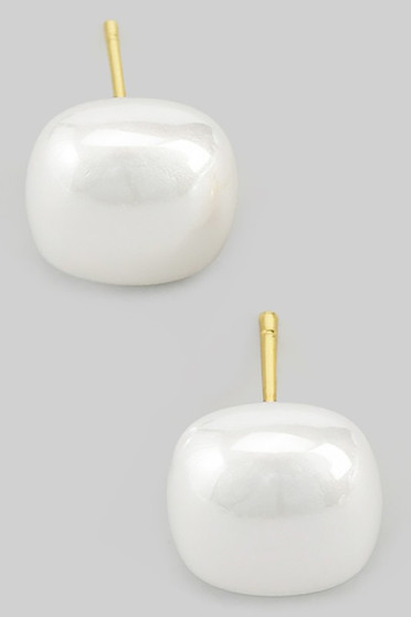 Pearly Square Studs