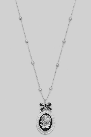 Dainty Bow And Rose Oval Pendant Necklace